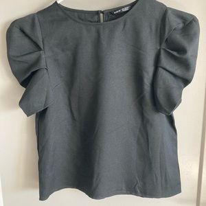 Black Puffy Sleeve Top